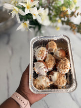 Load image into Gallery viewer, Cheesecake puffpuff
