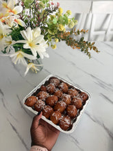 Load image into Gallery viewer, Coconut Caramel Paradise puff puff
