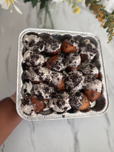 Load image into Gallery viewer, Cookies and cream puff puff
